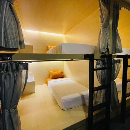 Rabbitel Phuket Hostel Kültér fotó