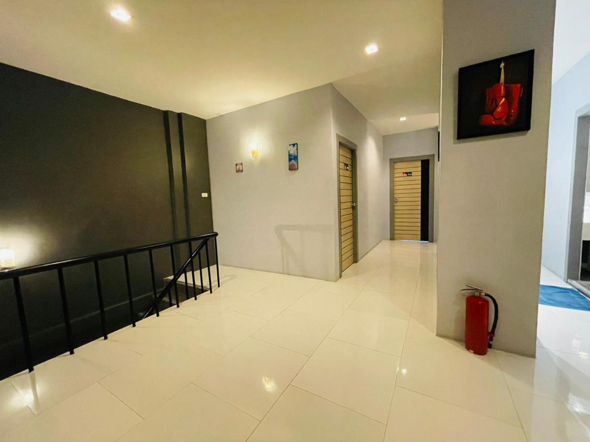 Rabbitel Phuket Hostel Kültér fotó
