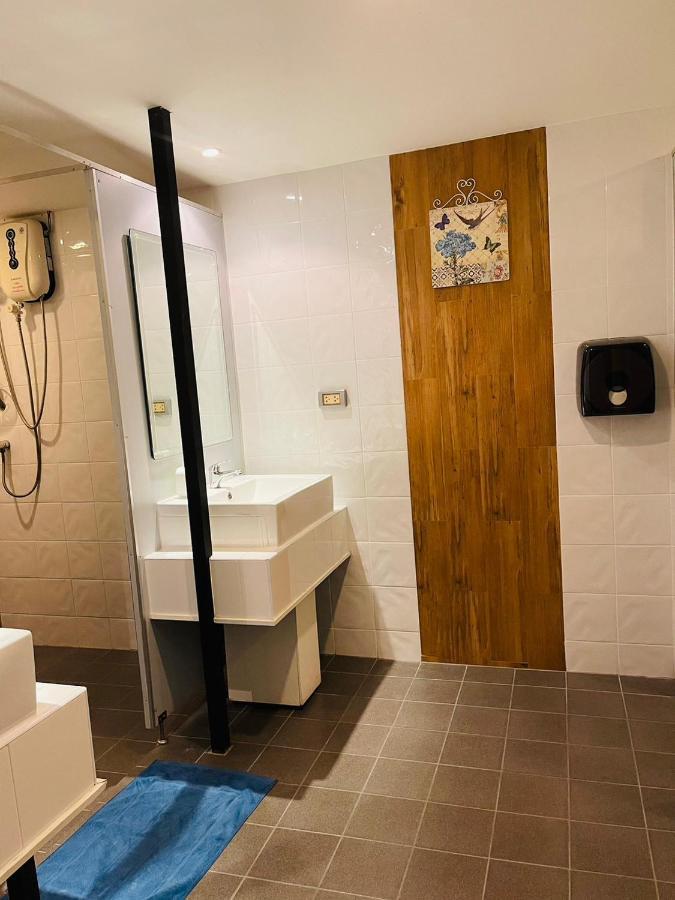 Rabbitel Phuket Hostel Kültér fotó