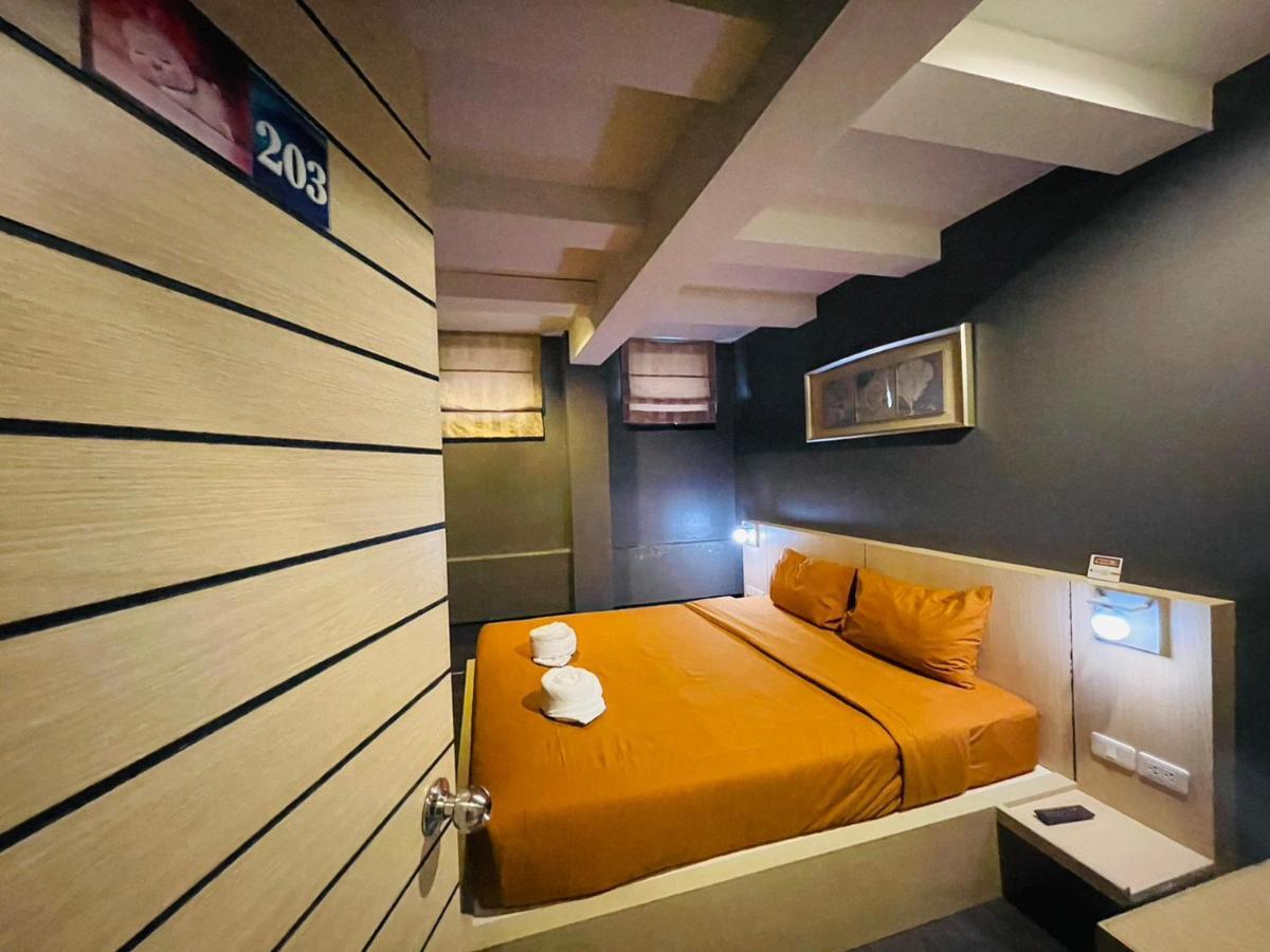 Rabbitel Phuket Hostel Kültér fotó