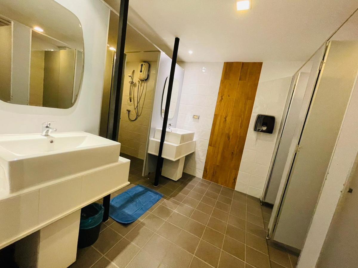 Rabbitel Phuket Hostel Kültér fotó