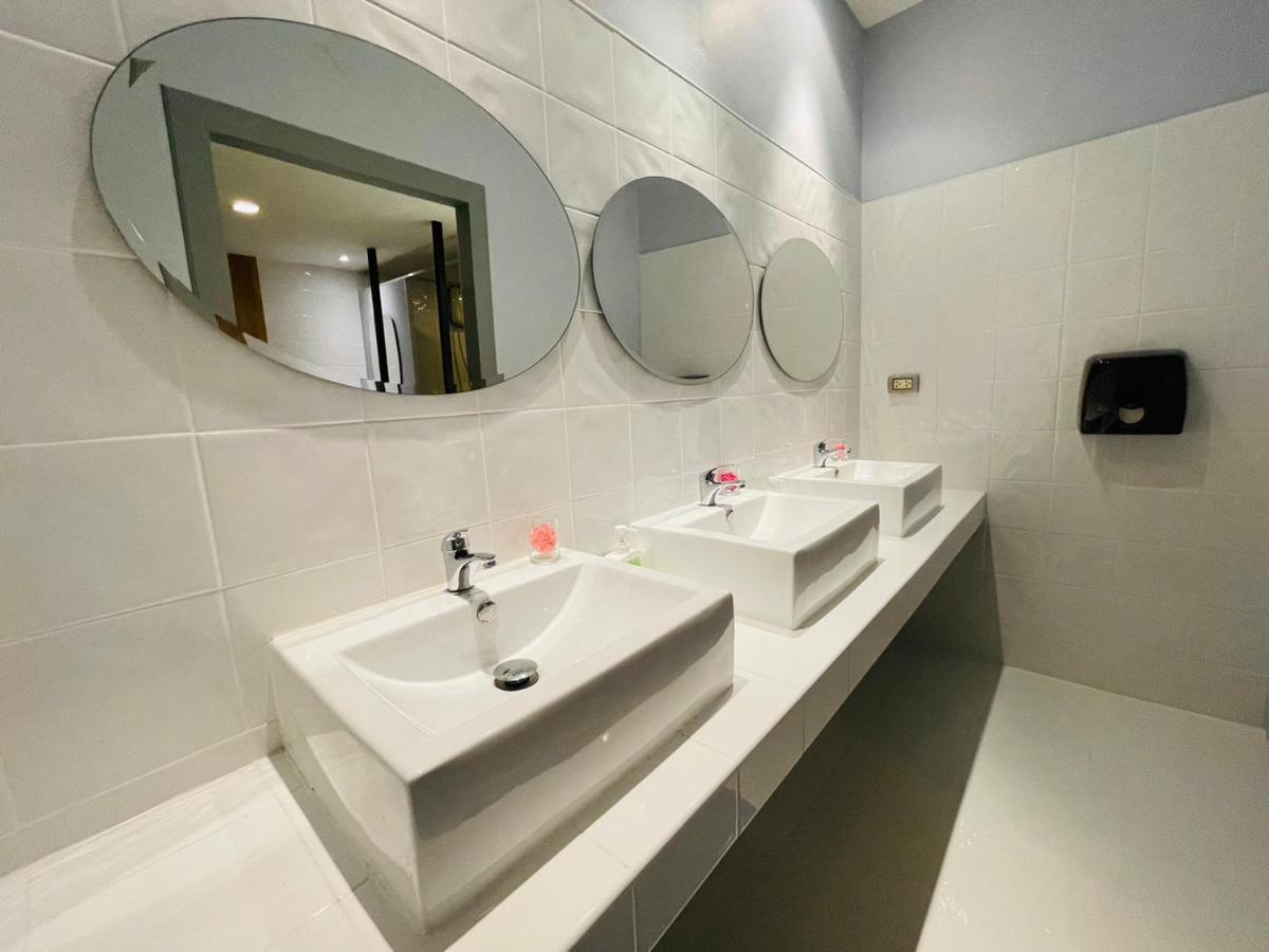 Rabbitel Phuket Hostel Kültér fotó