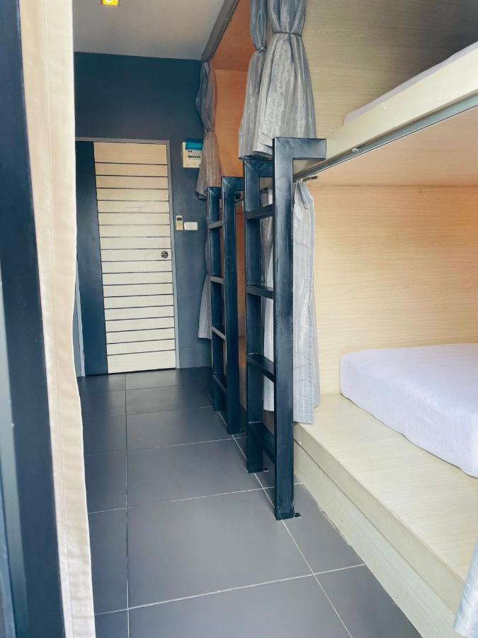 Rabbitel Phuket Hostel Kültér fotó